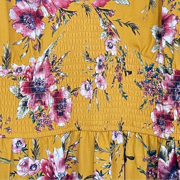 Xhilaration V-Neck Long Sleeve Dress   - Picture 10 of 10